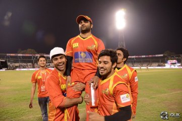 CCL 5 Telugu Warriors vs Bengal Tigers Match Photos